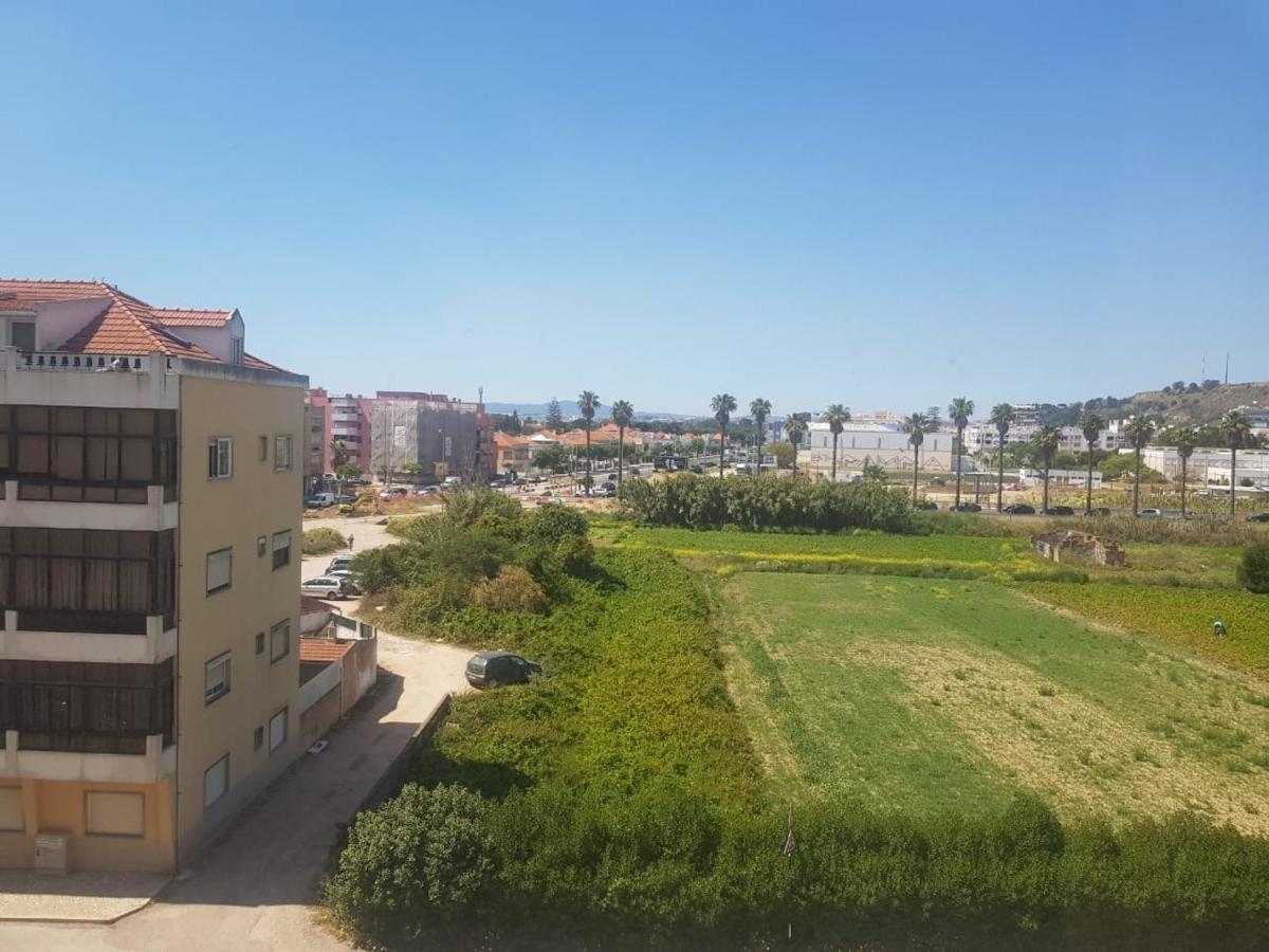 Remarkable 1 Bedroom Apartment Costa de Caparica Exteriör bild